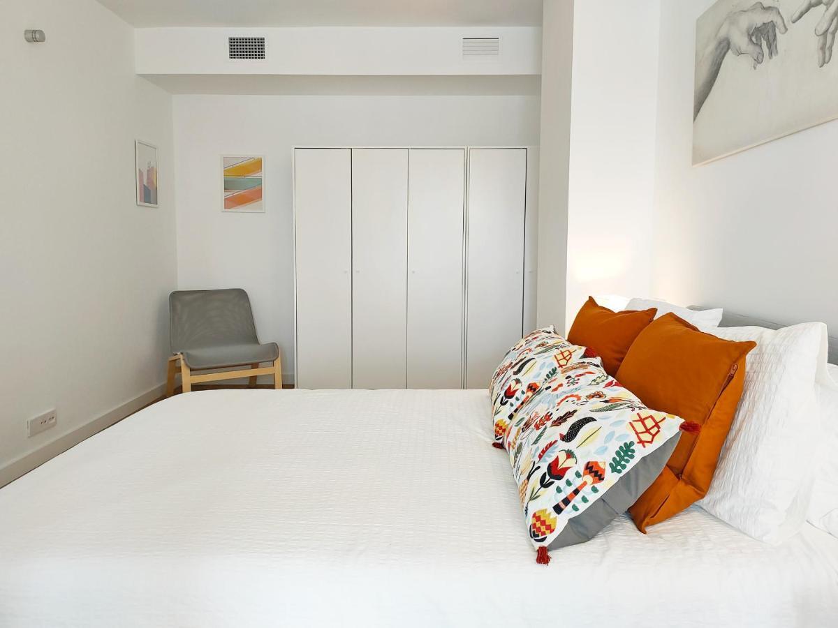 Global Properties, Nuevo En La Playa De Apartamento *