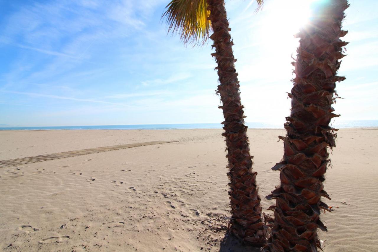 Apartamento Global Properties, Nuevo En La Playa De